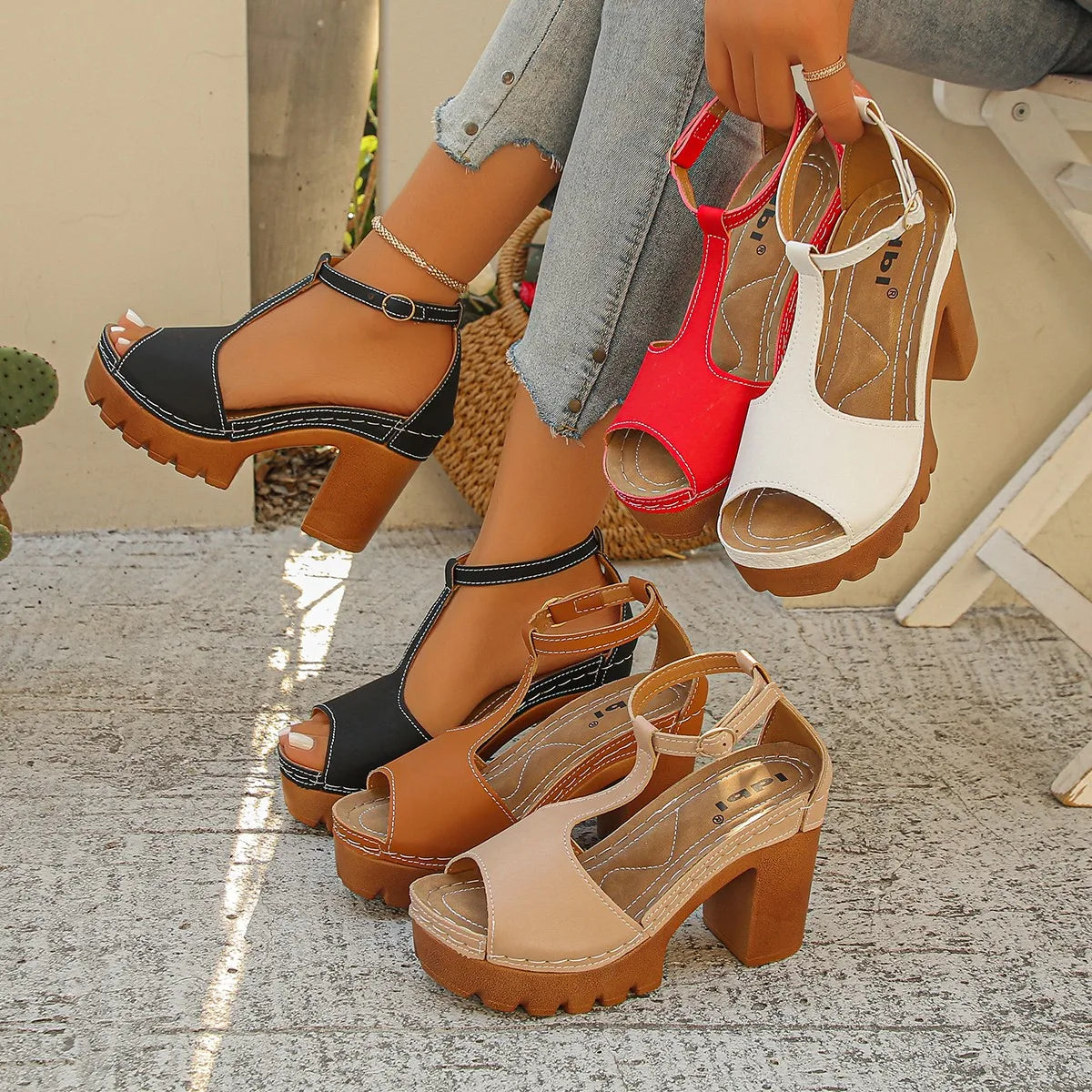 Sculpted Platform Heel