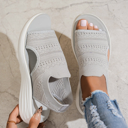 PERPETUA | Platform Aerated Nimble Sandal